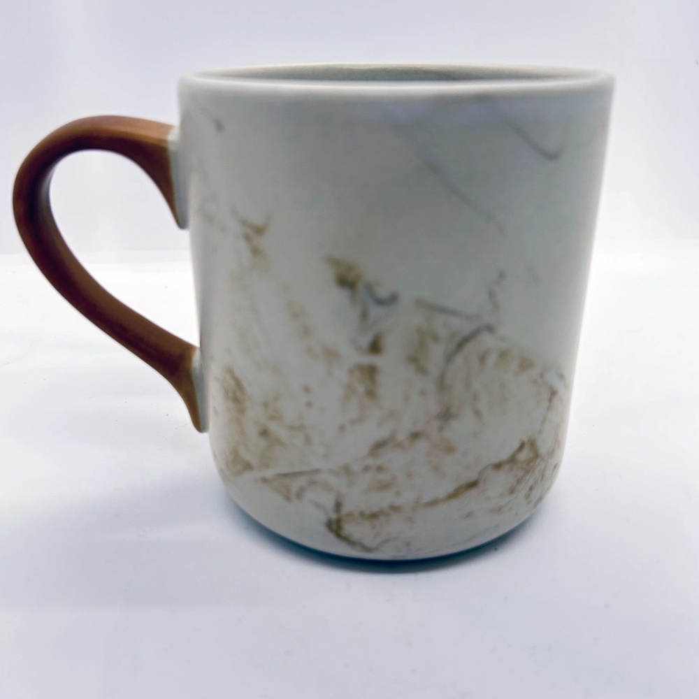 Jasper Alberta collectible souvenir mug - Picture 3 of 6